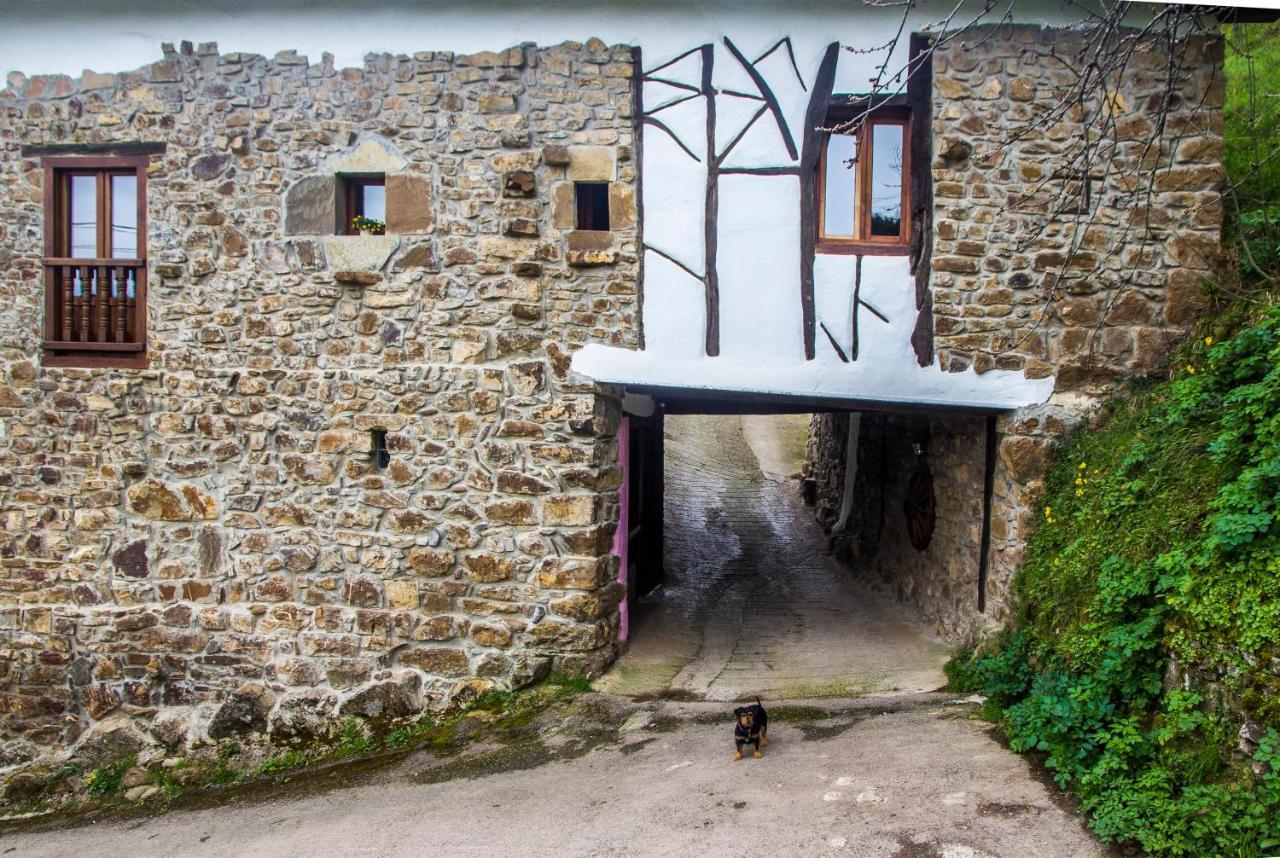 El Desvan Armano Bagian luar foto